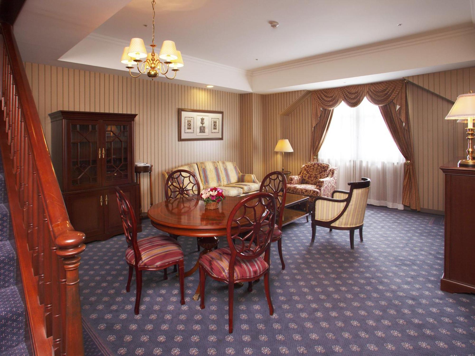 Hotel Den Haag Huis Ten Bosch Σασέμπο Εξωτερικό φωτογραφία A suite at the hotel